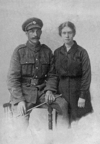 Harry and Annie Metcalfe 1917.JPG - Harry and Annie Metcalfe - 1917
